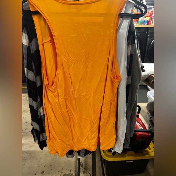 Orange Tanktop with detailing - Picture 4 of 4
